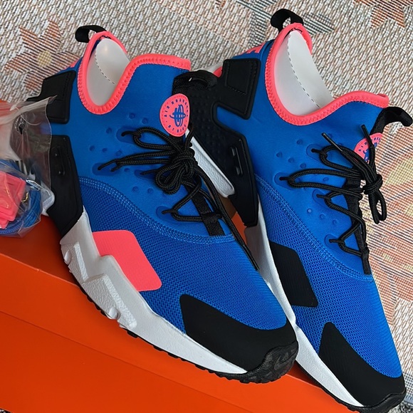 NIKE Men’s AIR HUARACHE DRIFT
BLUE NEBULA/BLACK
AH7334 403 Sneakers Athletic - Picture 8 of 16